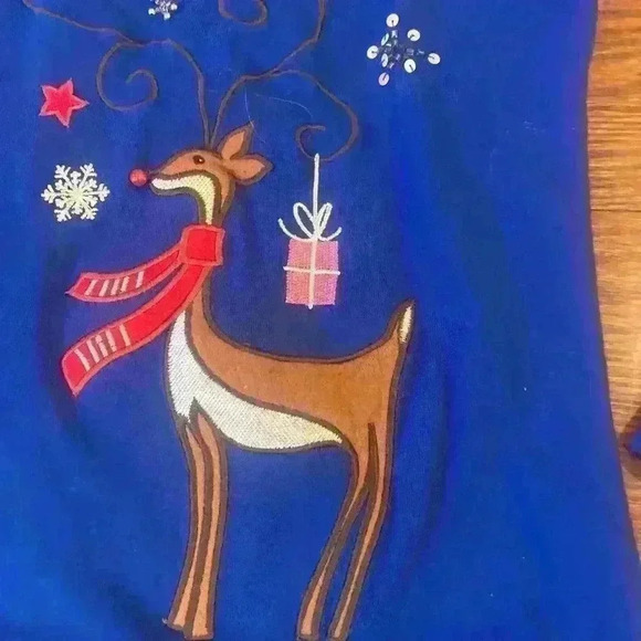 Christmas Winter Holiday Long Sleeve Tee embroidered sequins beading size Small - Picture 3 of 9